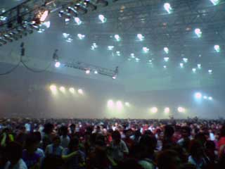 20041212bumplive1.jpg